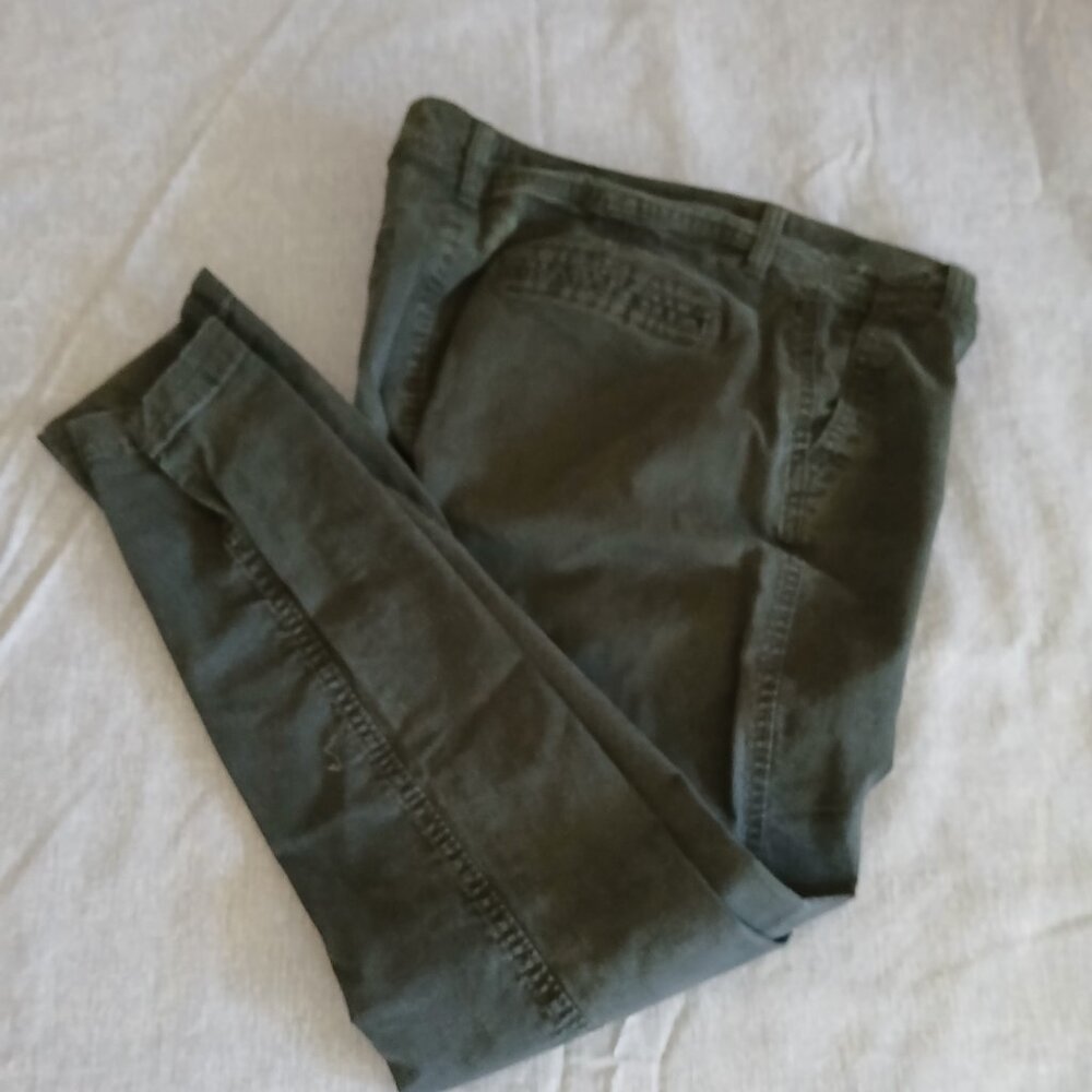 Old Navy Women black pants regular fit Skinny Adujte size 8